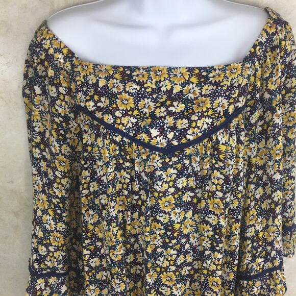Democracy Multi-Color Cool Summer Floral Top Women's Size 2X - Picture 4 of 15